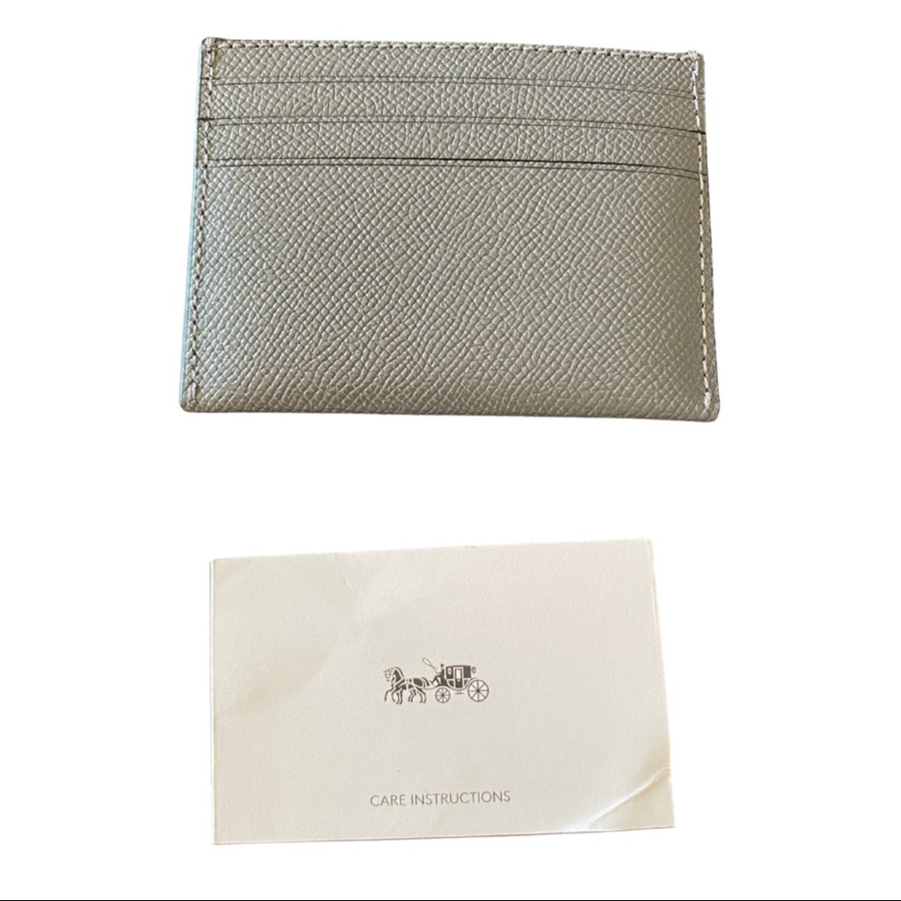 **SOLD**NWT $78 Coach Credit Card Wallet - Picture 2 of 2